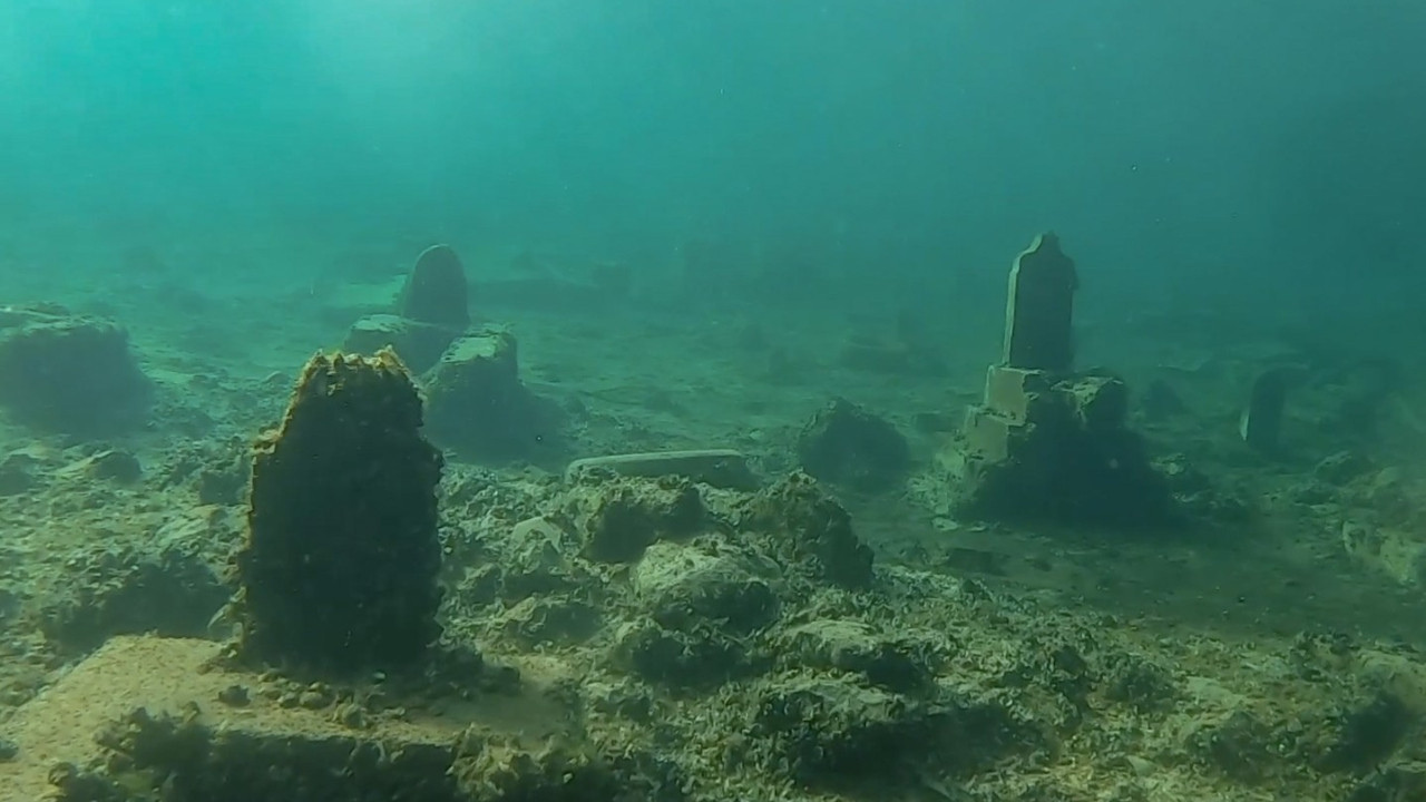 Diyarbakır'da kayıp şehir görüntülendi: 2 bin 400 yıllık yapılar ortaya çıktı
