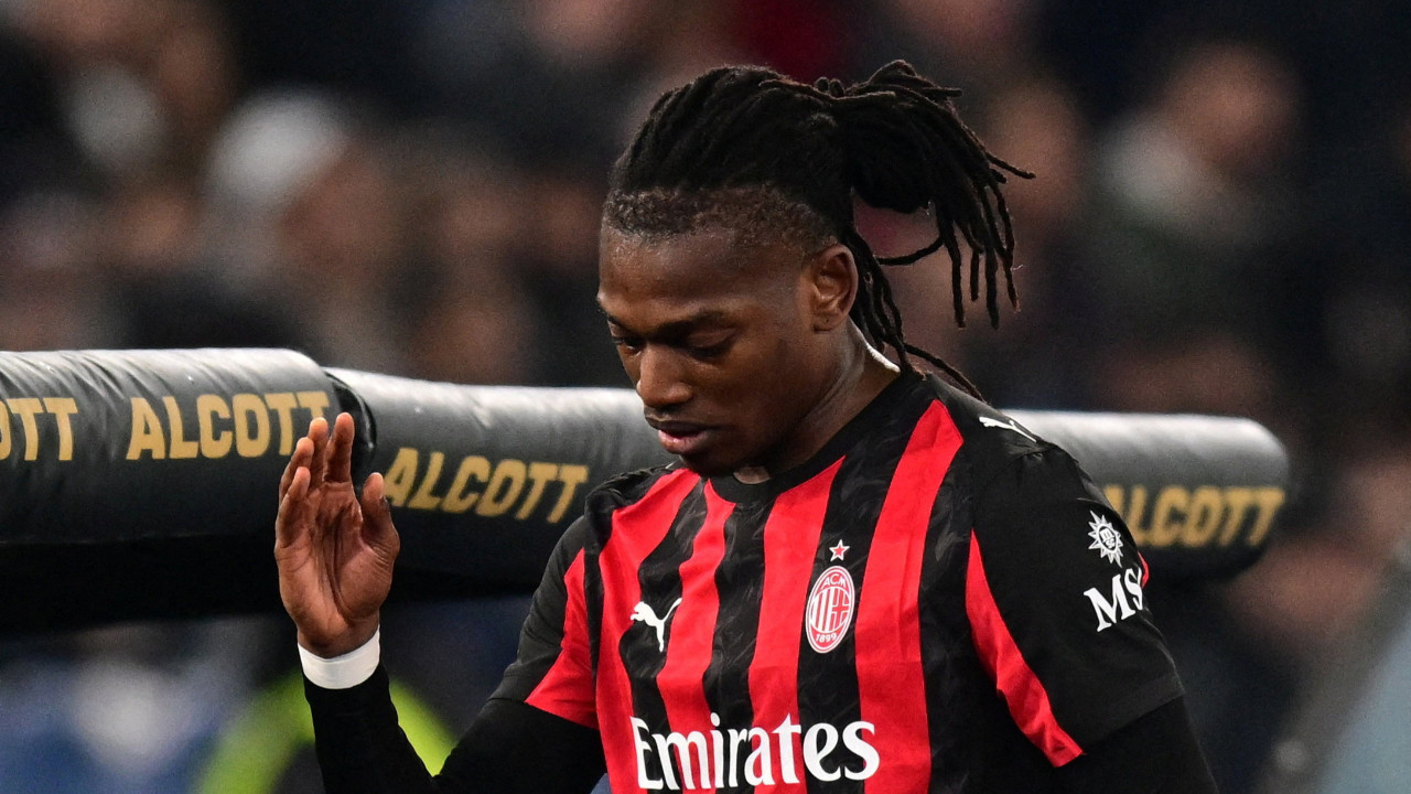 Milan biletini kesti: Fenerbahçe ve Galatasaray gözlerini Leao'ya dikti