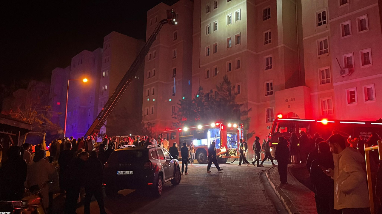 Binada panik anları: 3 kişi hastaneye kaldırıldı