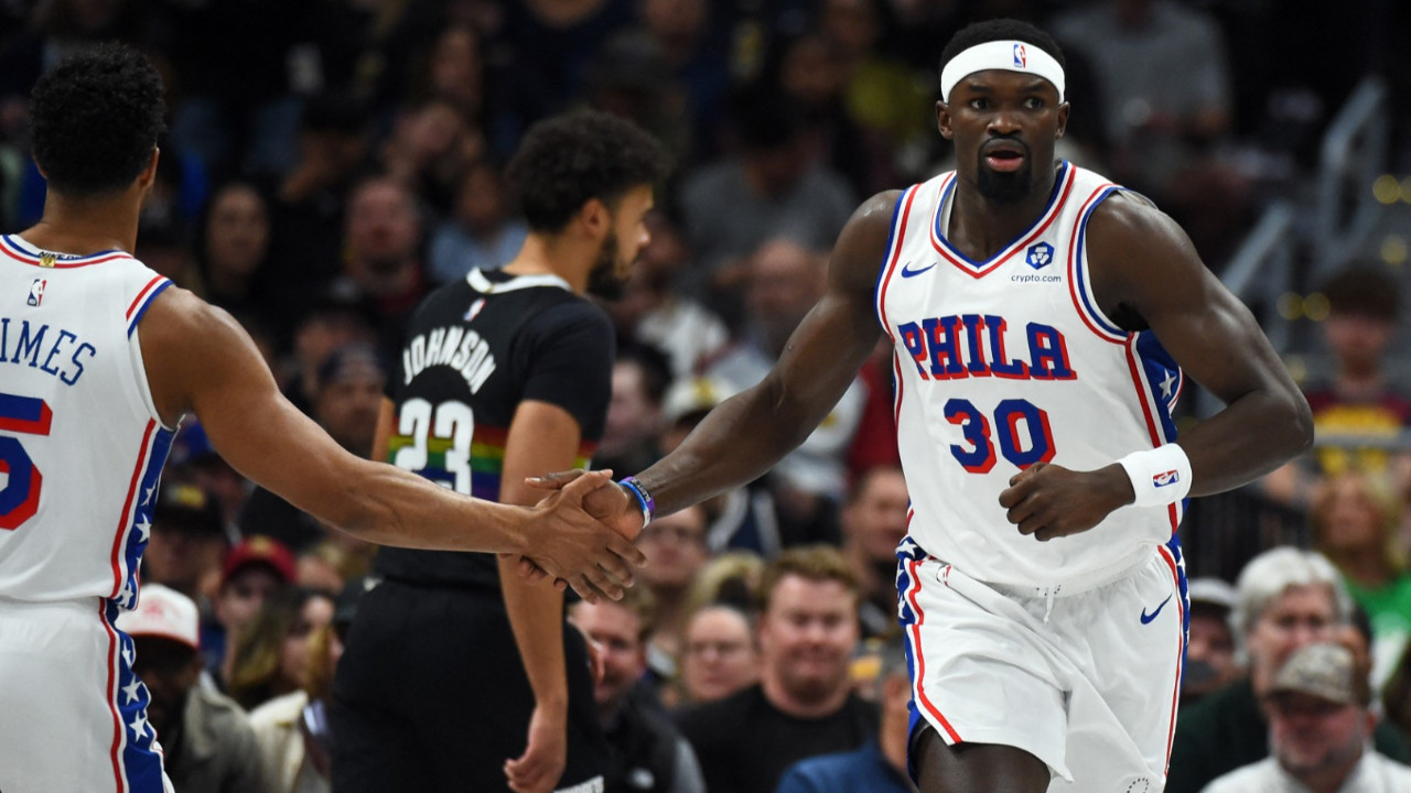 Blok canavarı Adem Bona yine işbaşında: 15 dakikada 6 sayı, 3 ribaunt, 3 blok