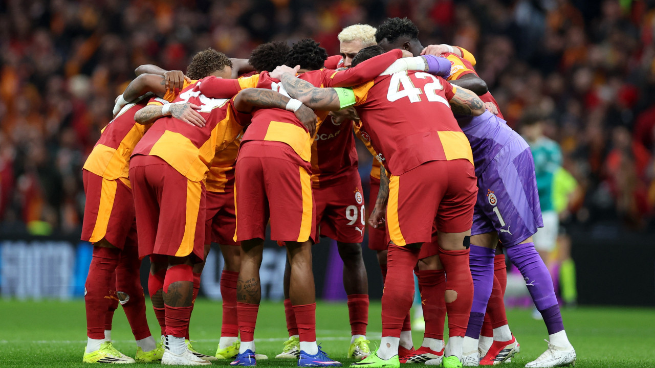 Galatasaray, Liverpool karşısında tur peşinde: Muhtemel 11'ler