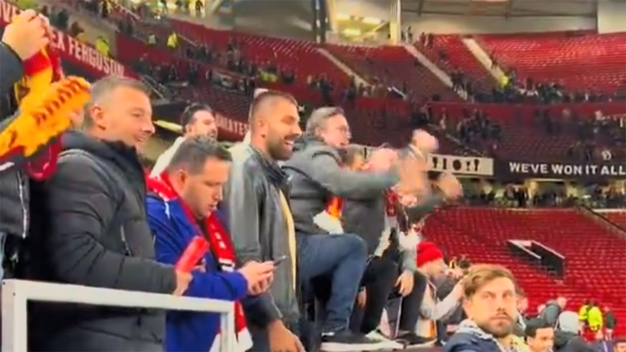 Galatasaraylı taraftarlar yasak dinlemedi: Anfield'a 'truva'