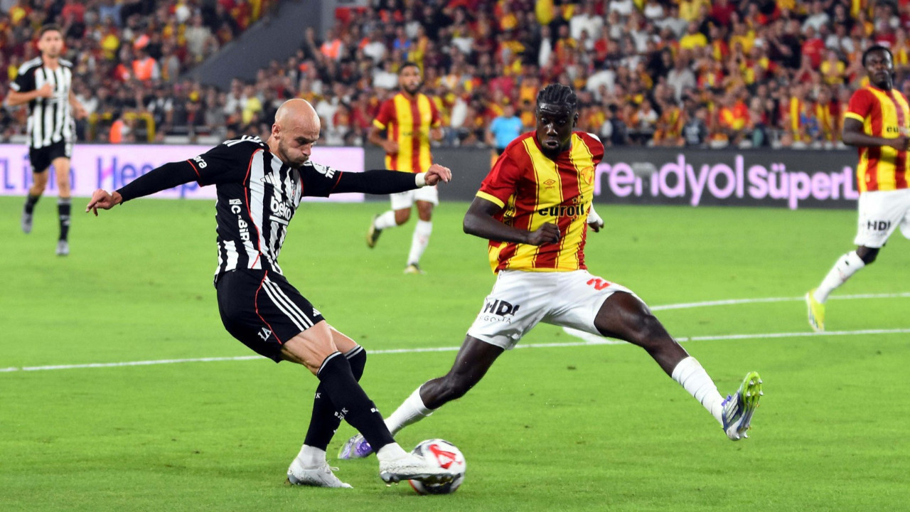 Göztepe'de Bokele geri döndü