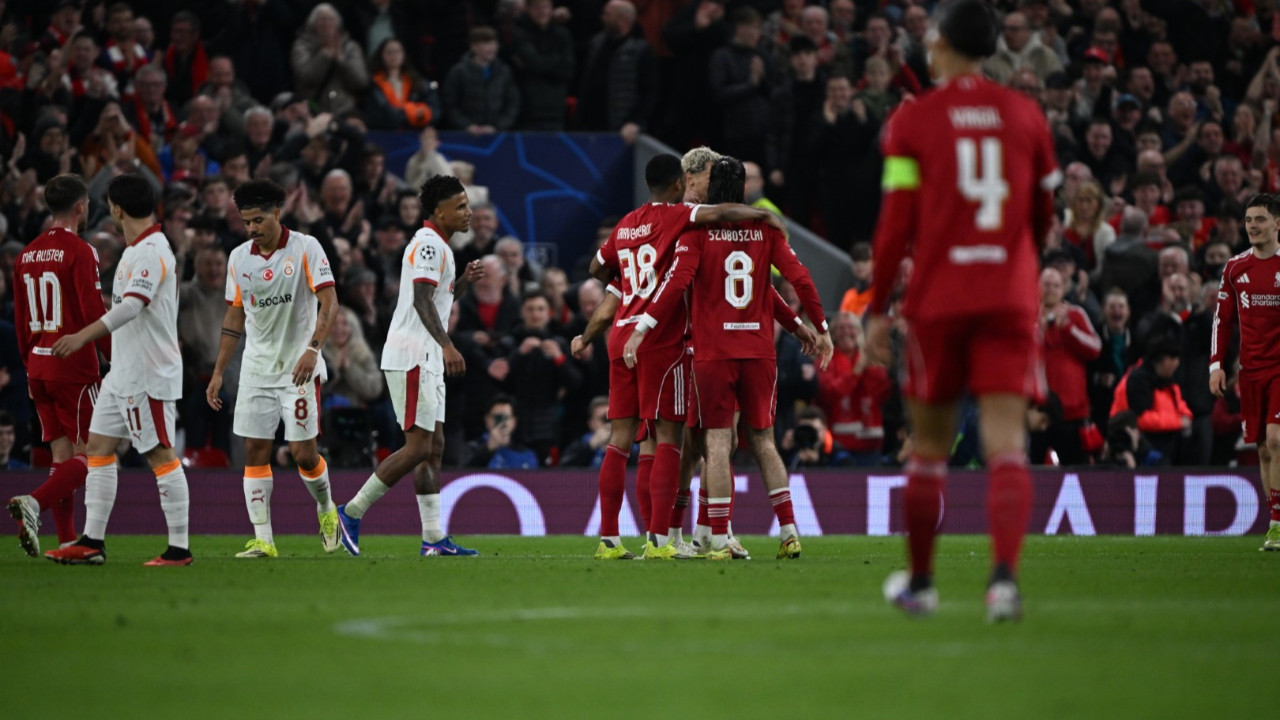 İngiltere'de Salah ve Szoboszlai'ye övgüler