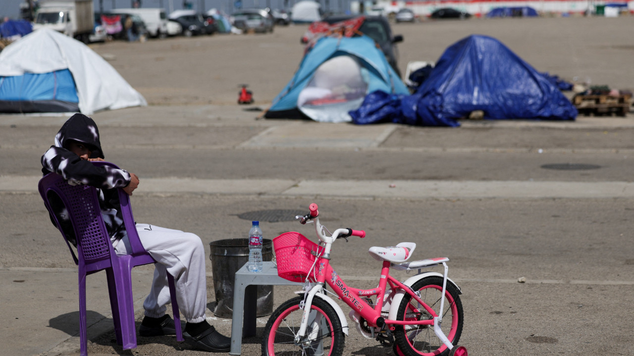 Lübnan'da 1 milyon kişi yerinden edildi