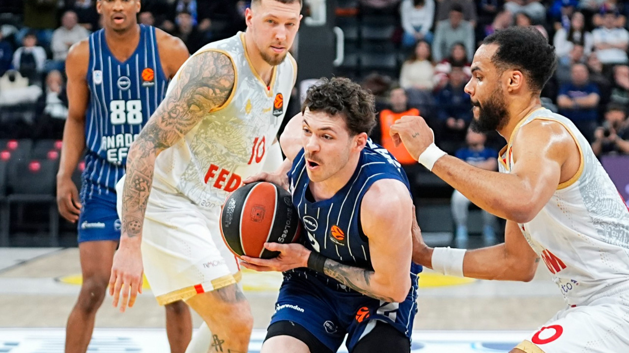 Şehmus Hazer'in çabası yetmedi: Anadolu Efes, Monaco'ya boyun eğdi