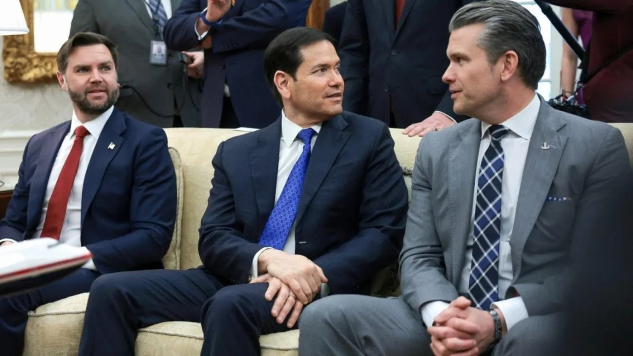 Trump'ın bakanlarının yaşadığı üste dron paniği