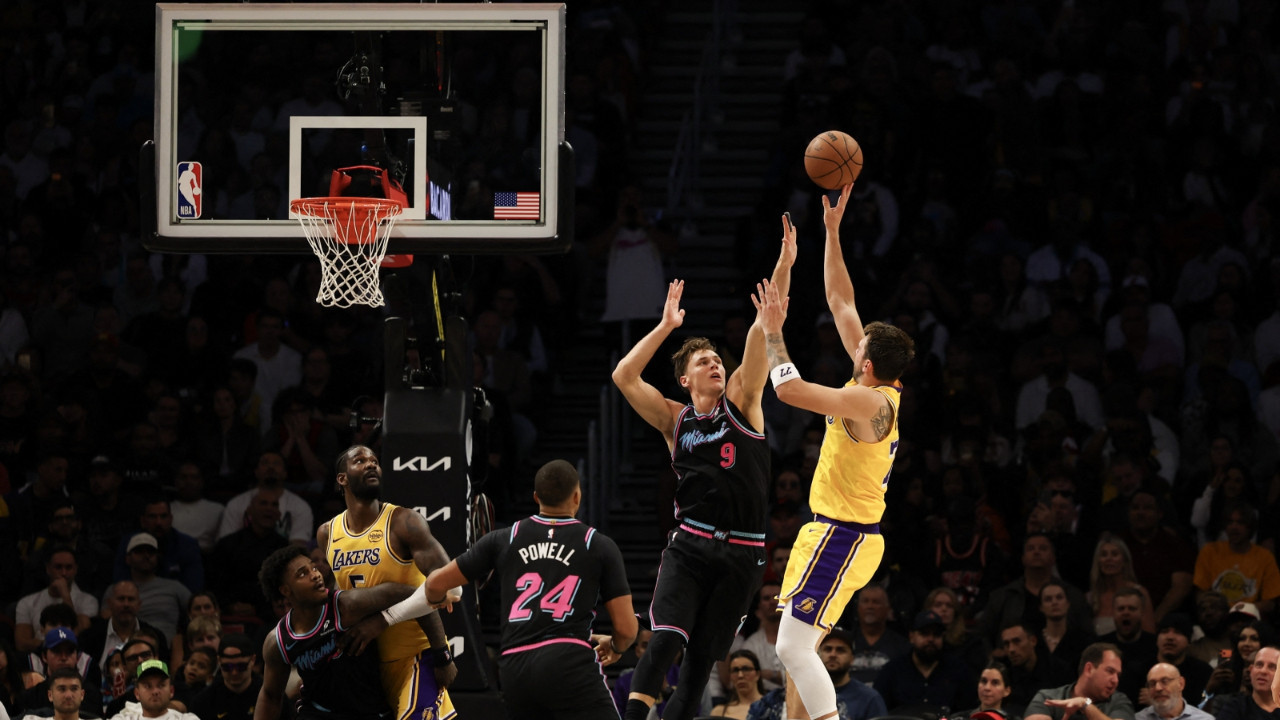 Doncic'ten Miami'de tarihi gece: 60 sayıyla rekor kırdı!