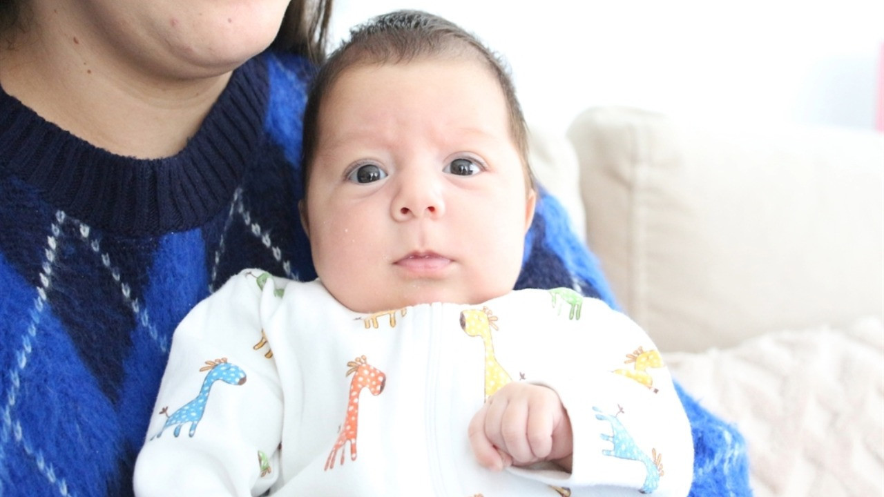 Rüzgar bebeğe en güzel bayram hediyesi