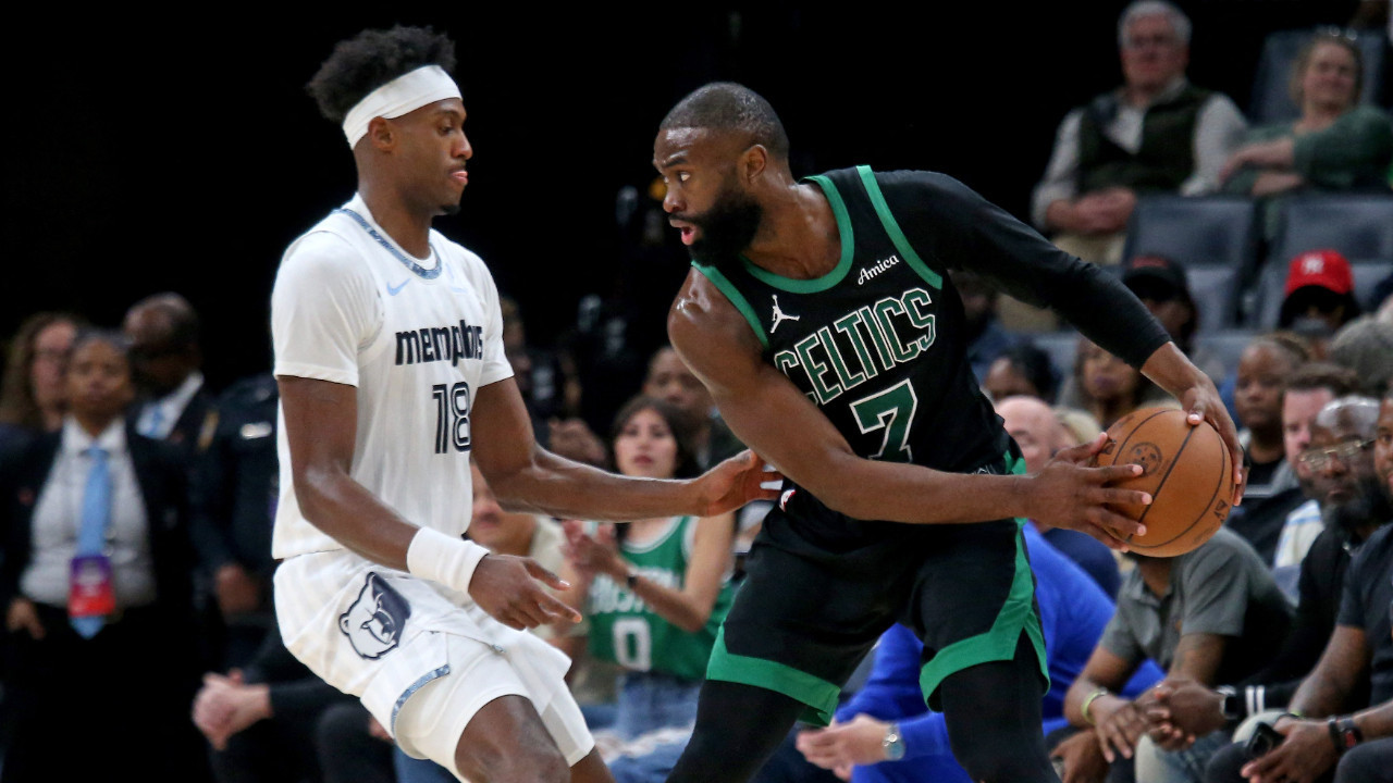 Boston Memphis’te geri döndü: Üst üste dördüncü galibiyet!