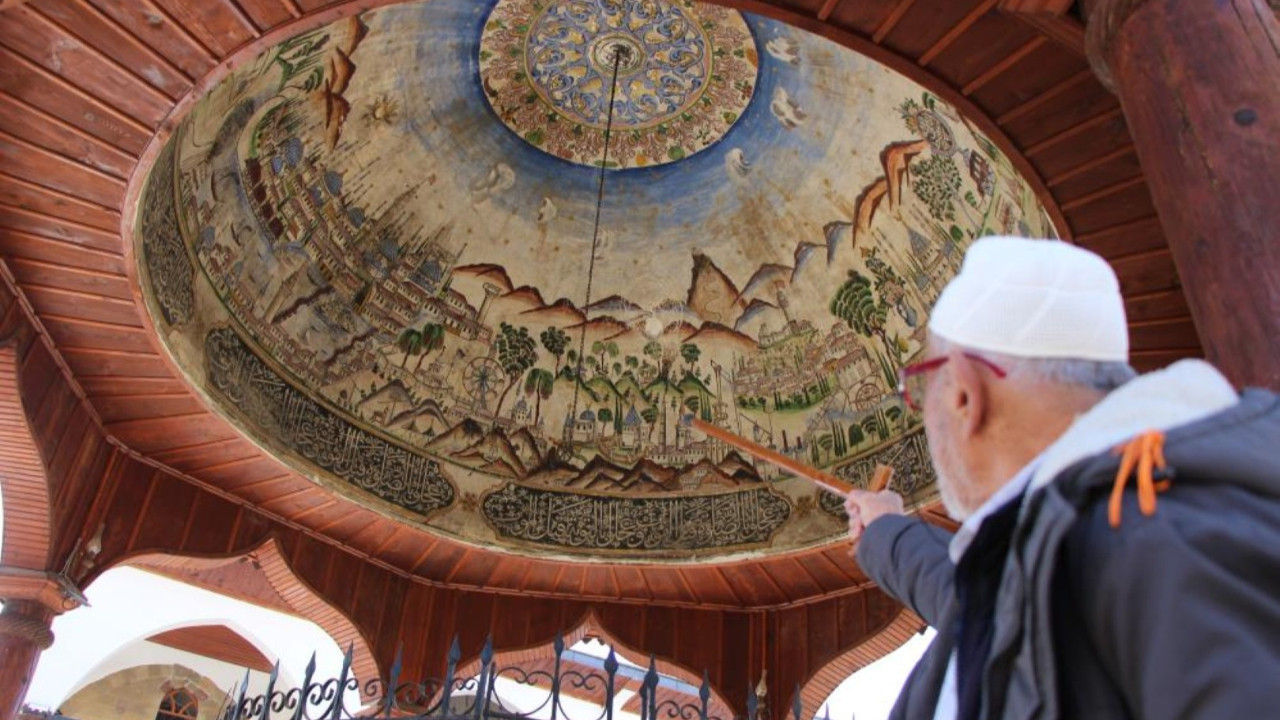 Cami avlusunda gizli kalmış hazine! 3 şehir tek minyatürde hayat buldu