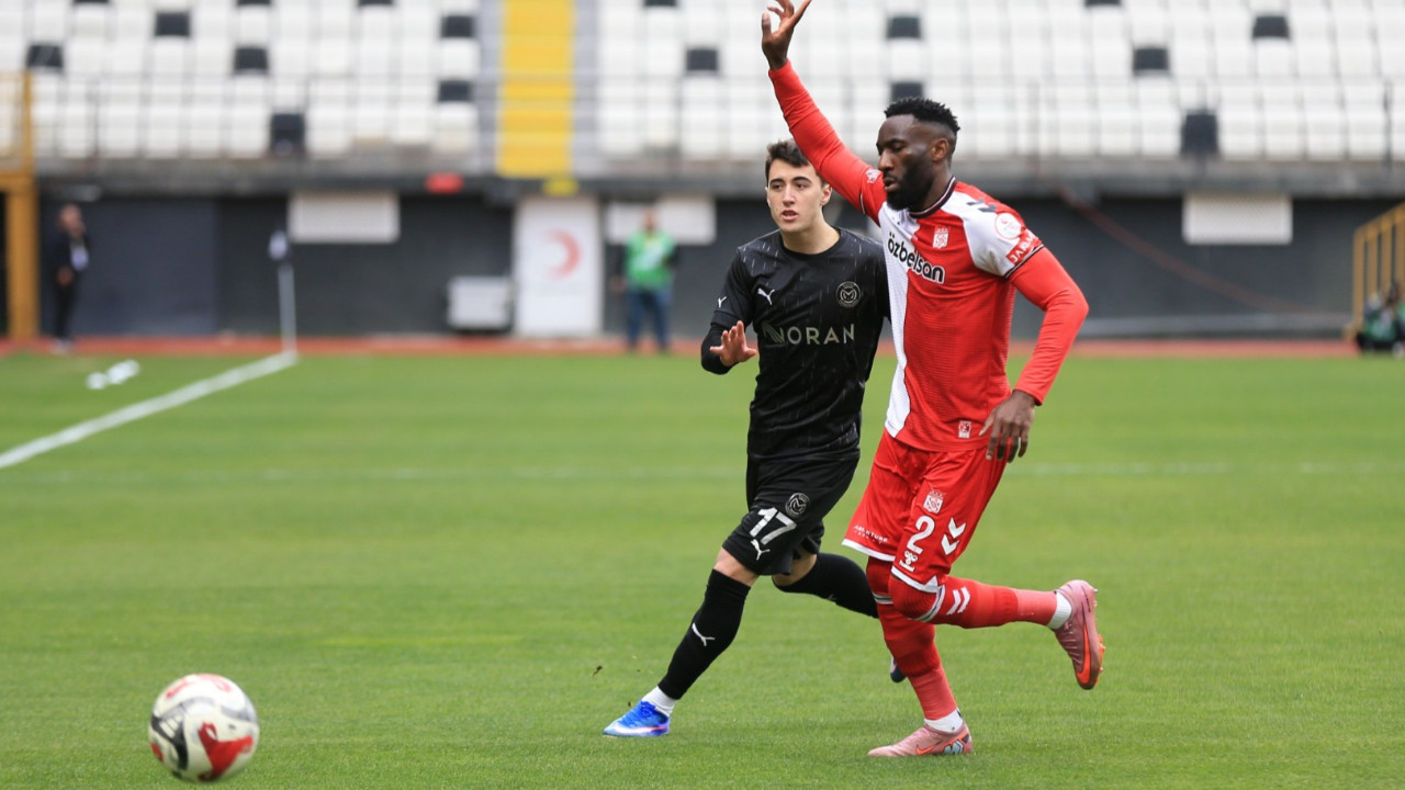 Manisa'da kazanan Sivasspor: 0-1