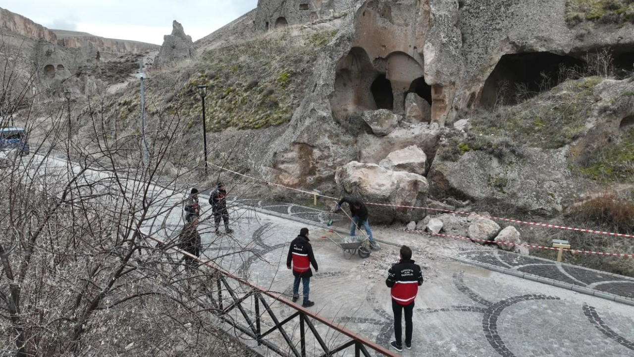 Soğanlı Vadisi’nde kaya parçası düştü