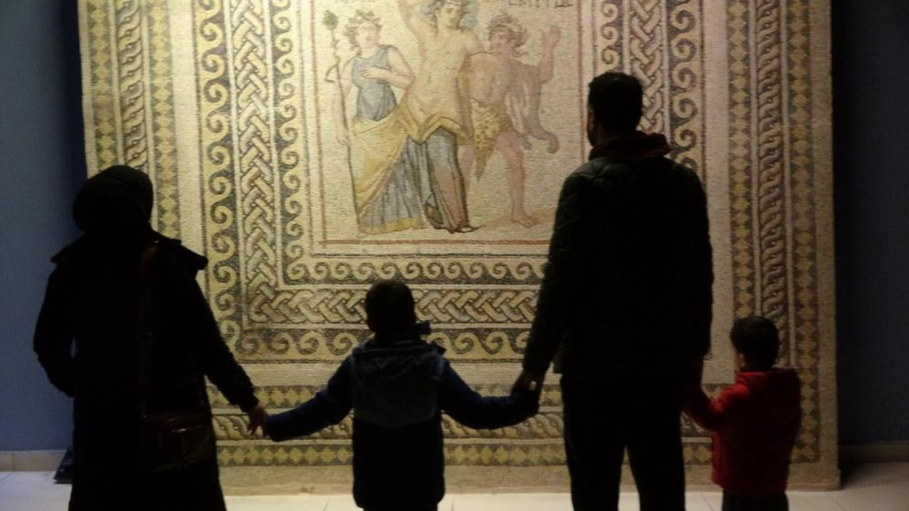 Bayramda ziyaretçi akını! Zeugma Mozaik Müzesi dolup taştı