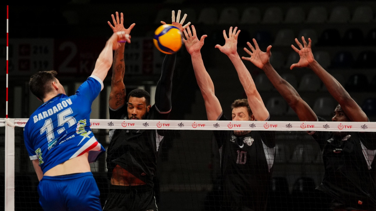 Efeler Ligi'nde Ankara hakimiyeti: Play-off'ta 3 başkent takımı