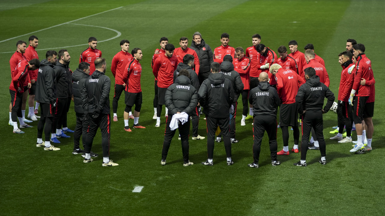 Milliler Romanya hazırlığında: Barış Alper ve Uğurcan Çakır takıma katıldı