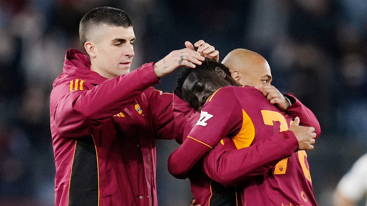 Robinio Vaz, Roma'ya nefes aldırdı: Milli yıldızdan kötü haber