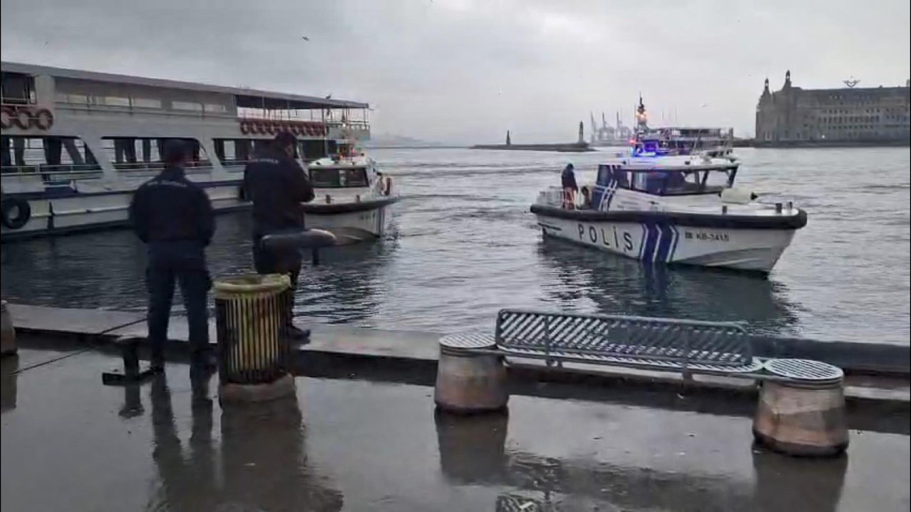 Kadıköy’de denizde erkek cesedi bulundu