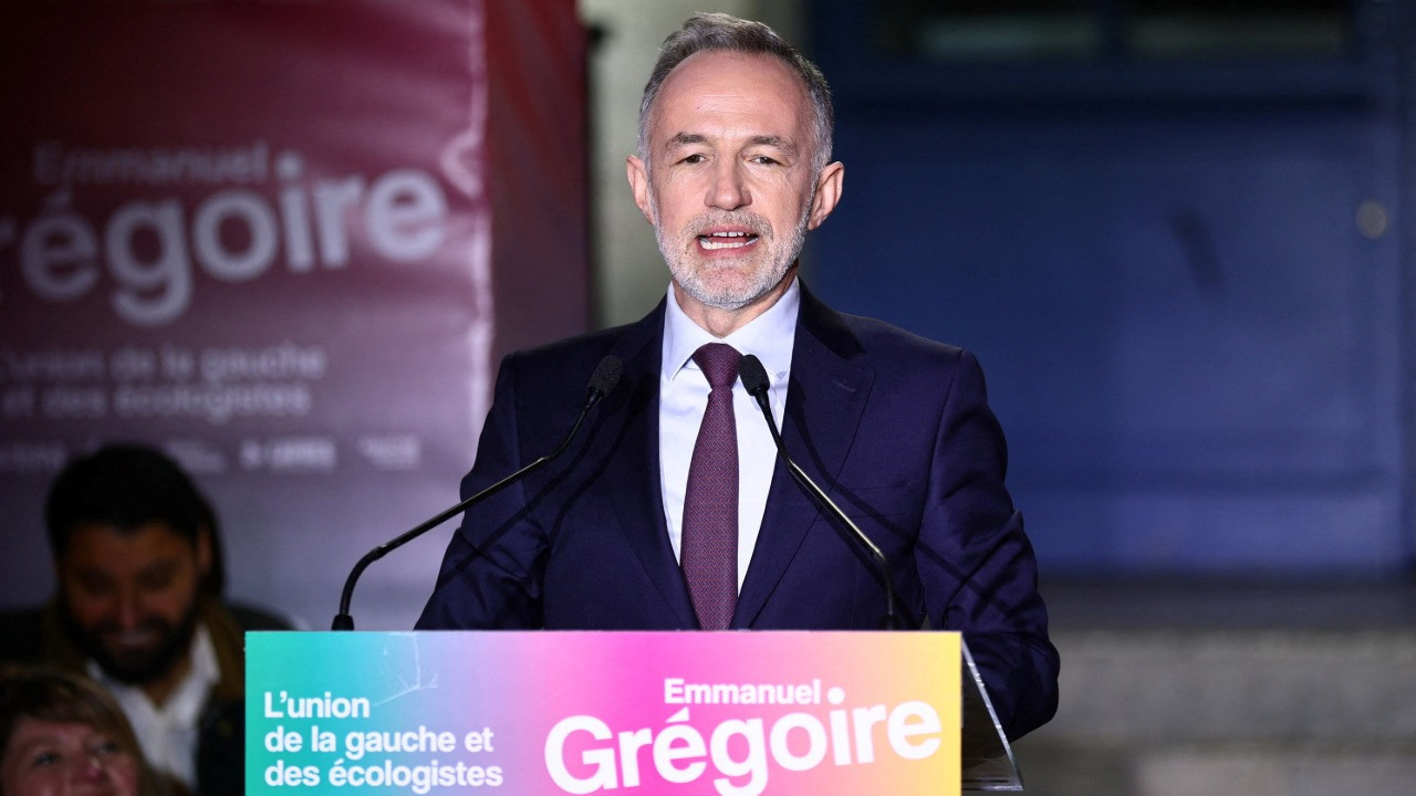 Paris’i sosyalist aday kazandı