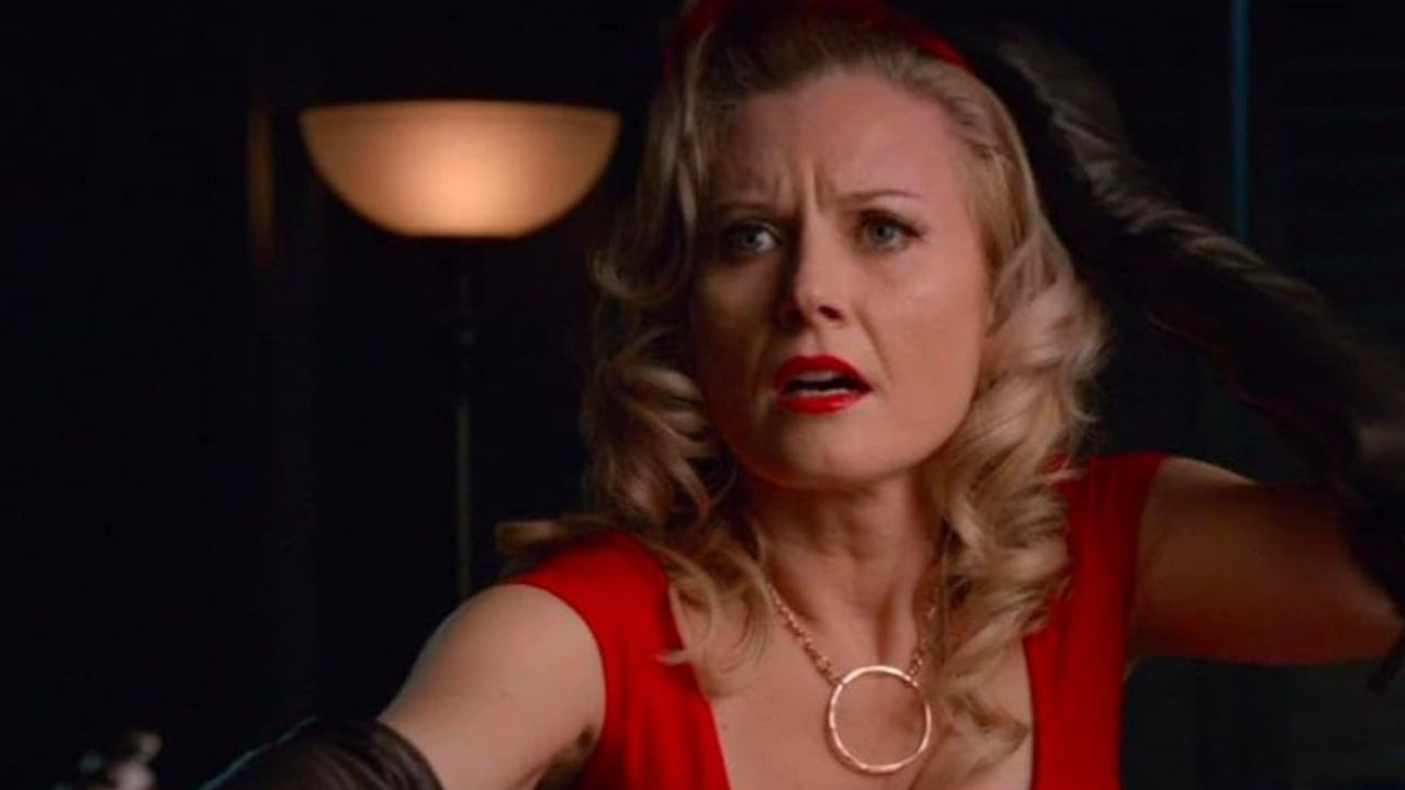 'Supernatural' yıldızı Carrie Anne Fleming kansere yenik düştü