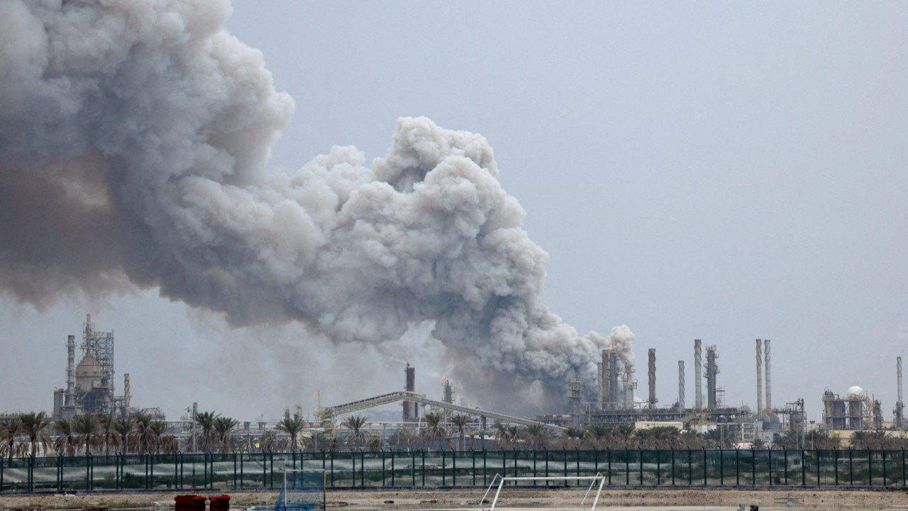 Enerji, su ve finans: Trump 'vur emri' verirse İran'ın olası hedefleri nerede?