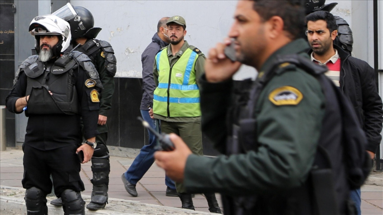 İran içeride baskıyı artırıyor: Yüzlerce kişi gözaltına alındı