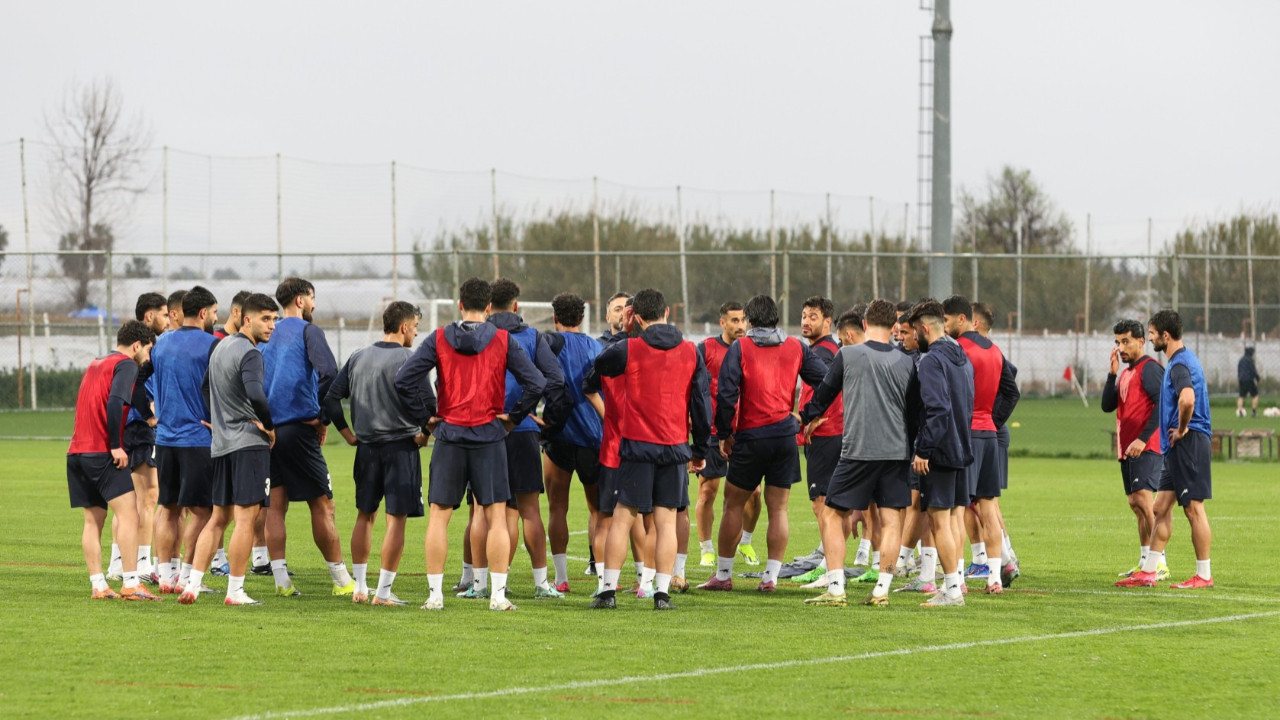 İran Milli Takımı, Türkiye'ye geldi: Antalya'da 2 maç yapacaklar