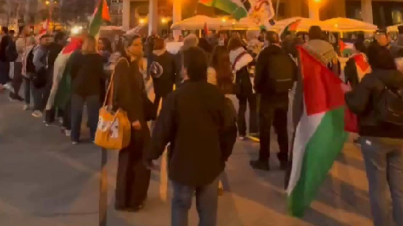 Real Madrid maçı öncesi İsrail protestosu