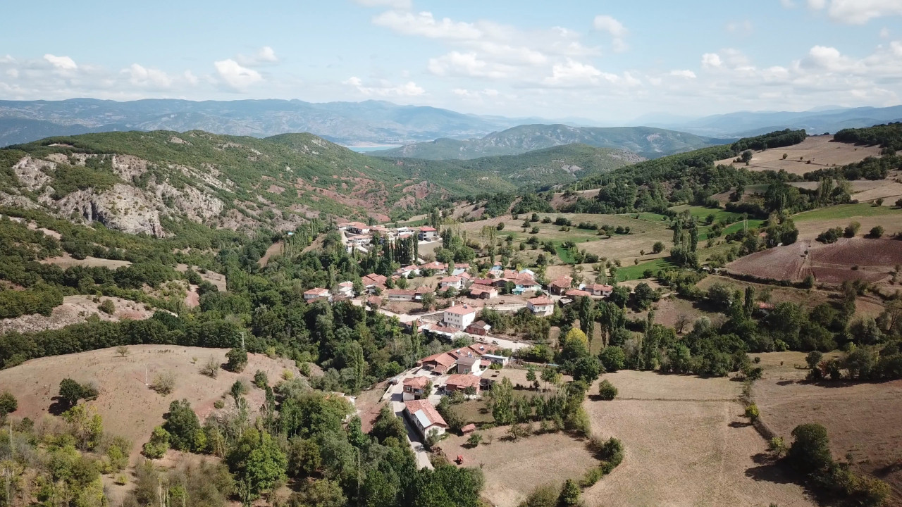 Meclis kararıyla tek mahalleli belde iki mahalleye bölündü