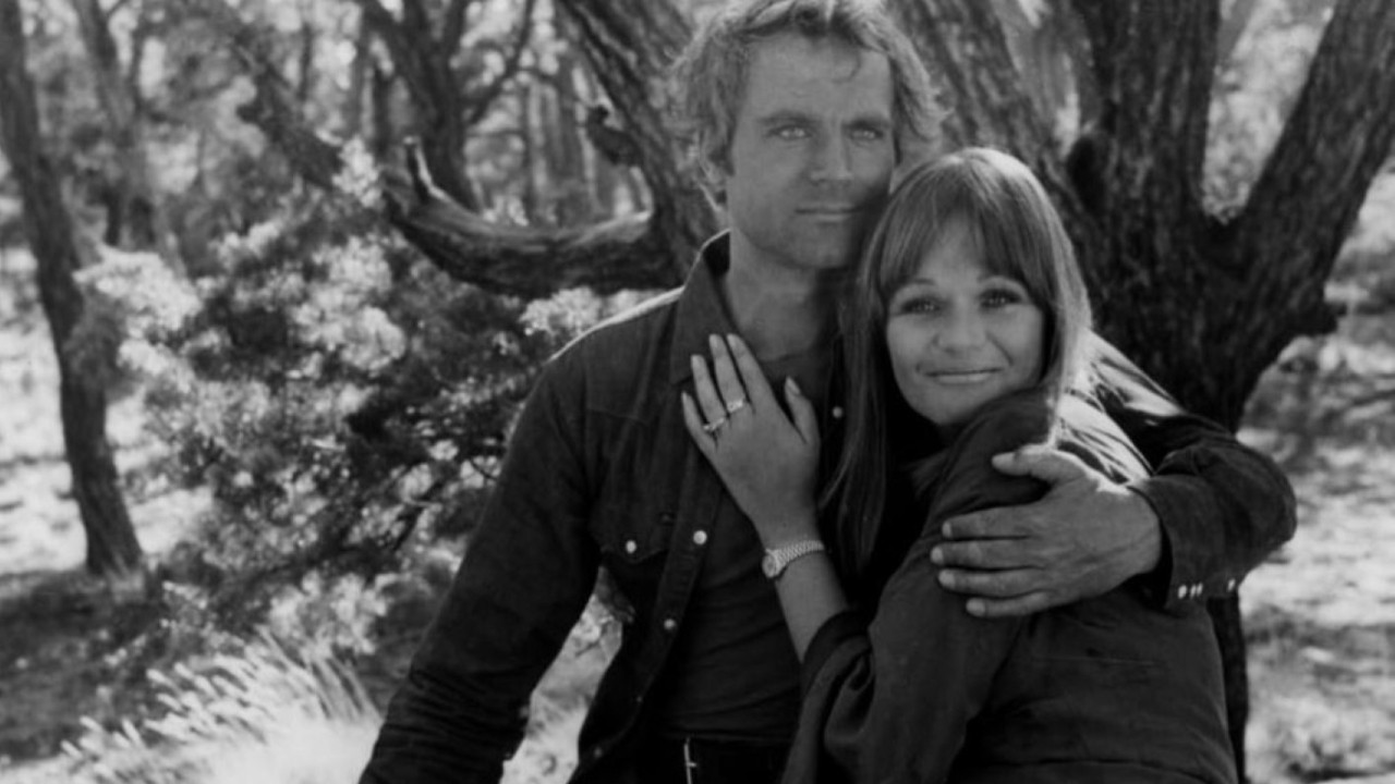 Parkinson ile mücadele ediyordu: Valerie Perrine öldü