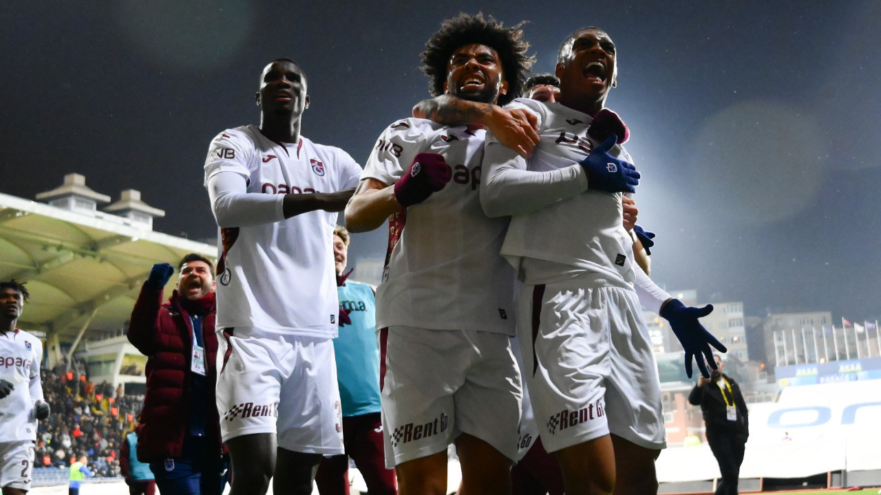 Trabzonspor, şampiyon olduğu sezonu gölgede bıraktı!