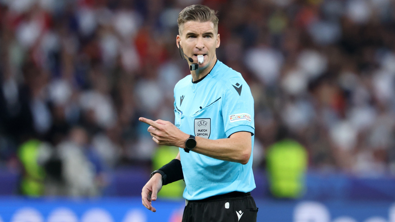 Türkiye-Romanya maçının hakemi açıklandı