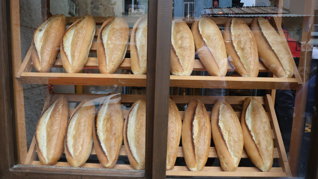 İzmir'de ekmeğe zam