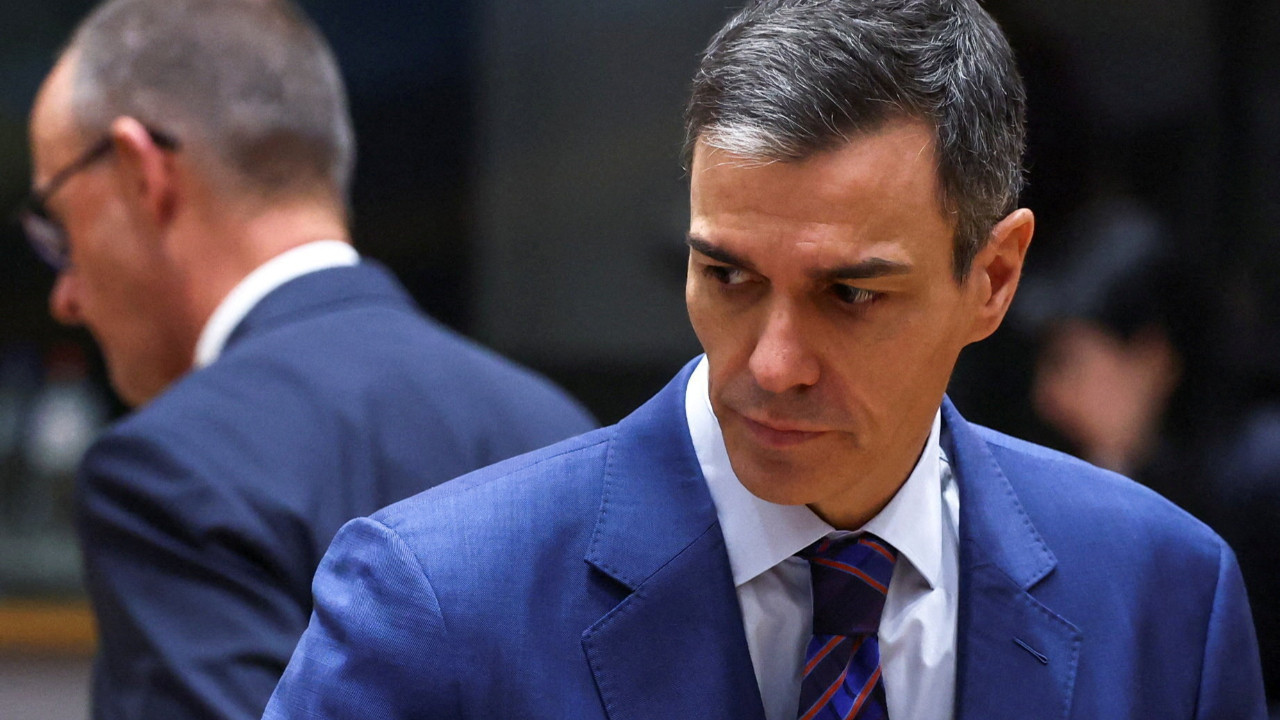 Sanchez sert çıkıştı: Sessiz kalmak ihtiyat değil, korkaklıktır!