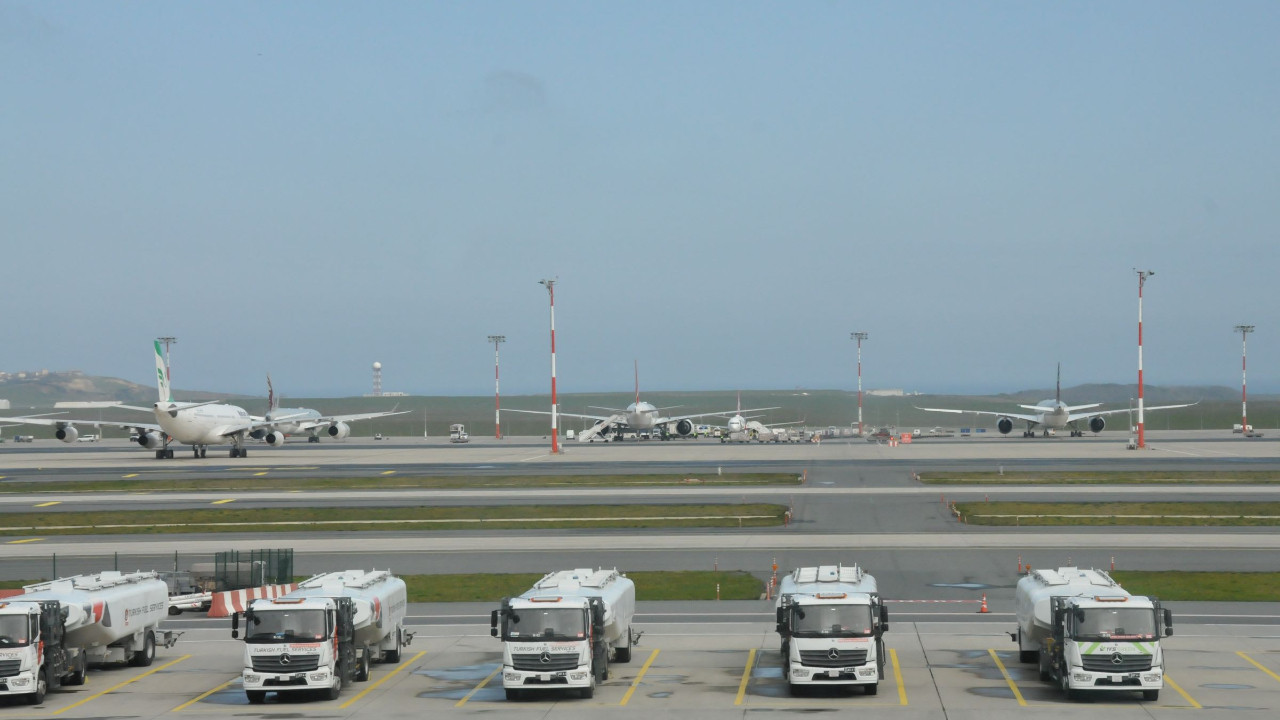 11 uçak 26 gündür İstanbul Havalimanı'nda bekliyor