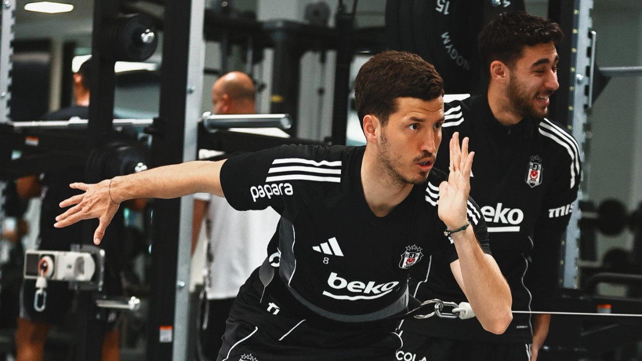 Beşiktaş derbi için salonda çalıştı