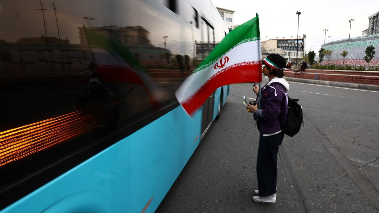 İran’dan tartışmalı ’12 yaş’ çağrısı