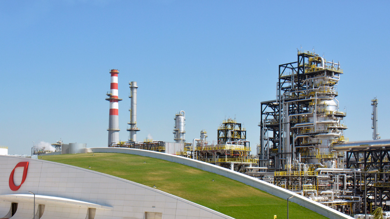 Koç Holding'ten Tüpraş'ta pay satışı