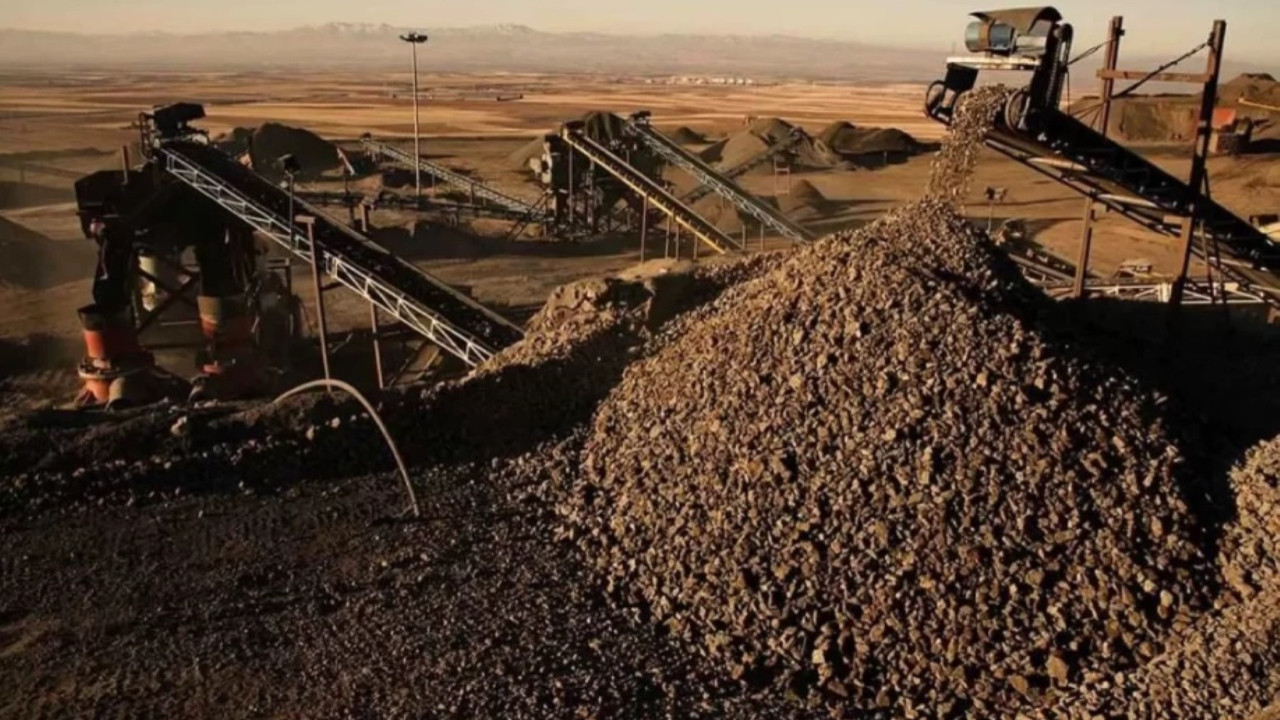 Kum ocağı çöktü, çok sayıda ölü var