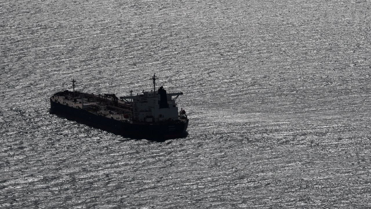 Rusya 'korsanlık' deyip tehdit etmişti: İngiltere'den kritik karar çıktı