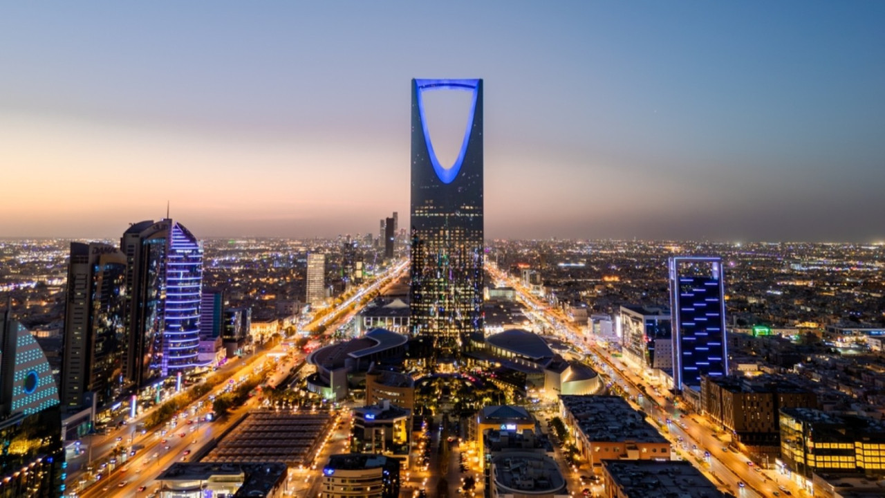 İran'dan sivillere uyarı: O yerlerden uzak durun!