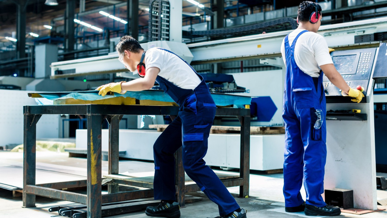 Sanayici konut ve AVM kıskacında