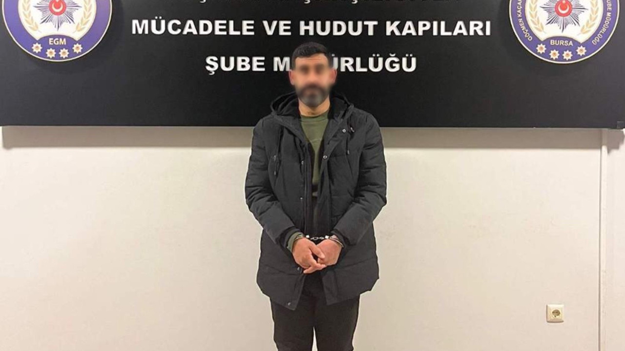 Göçmenleri 'avukatım' diye kandırmıştı: Sınır dışı edildi