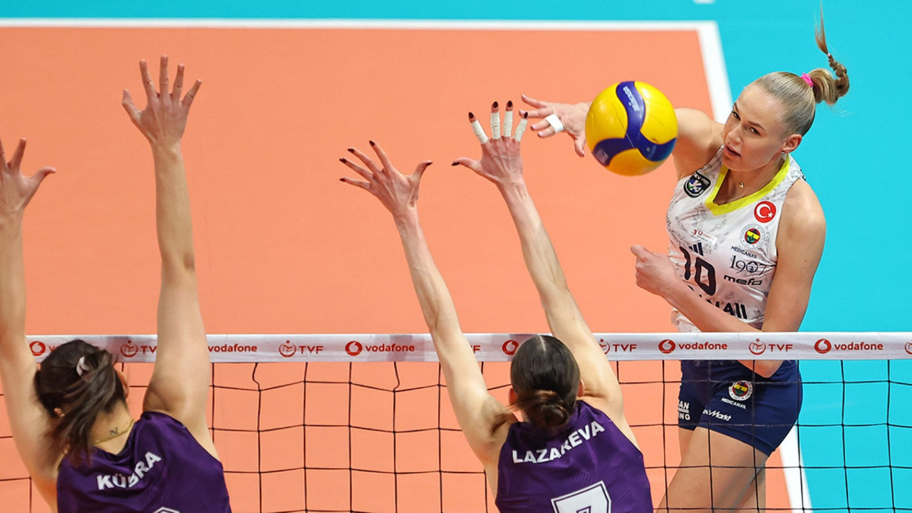 Sultanlar Ligi'nde play-off zamanı: Zeren Spor, Fenerbahçe'yi ağırlıyor