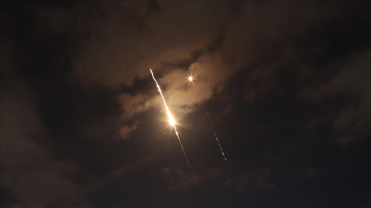 İran, Kuveyt’i vurdu: Çok sayıda yaralı var