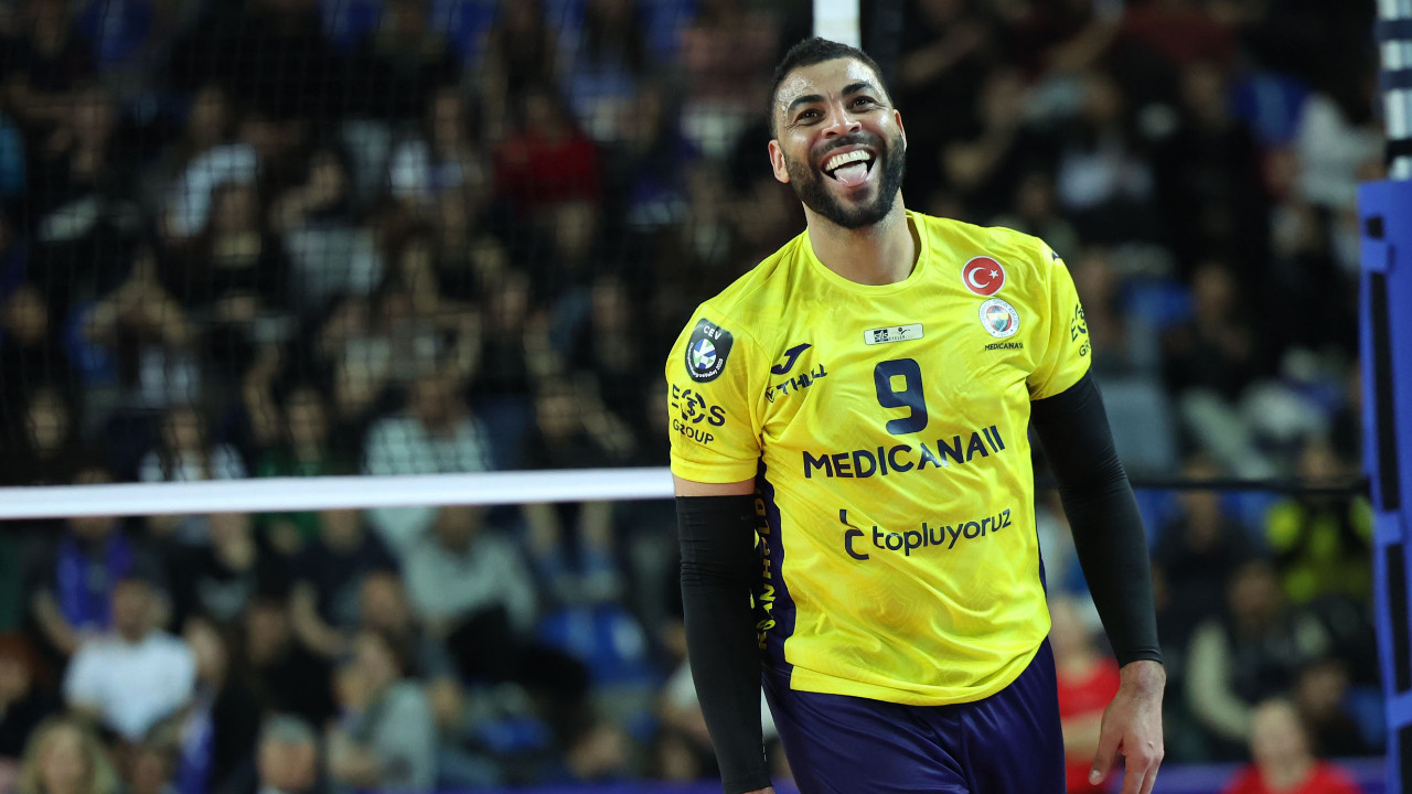 Fenerbahçe'de ayrılık: Sözleşmesi feshedildi