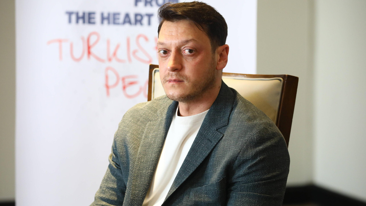 Mesut Özil ve babasıyla ilgili gerçekler: Milyonlarca euro tazminat, Ferrari ve kopan ilişki!