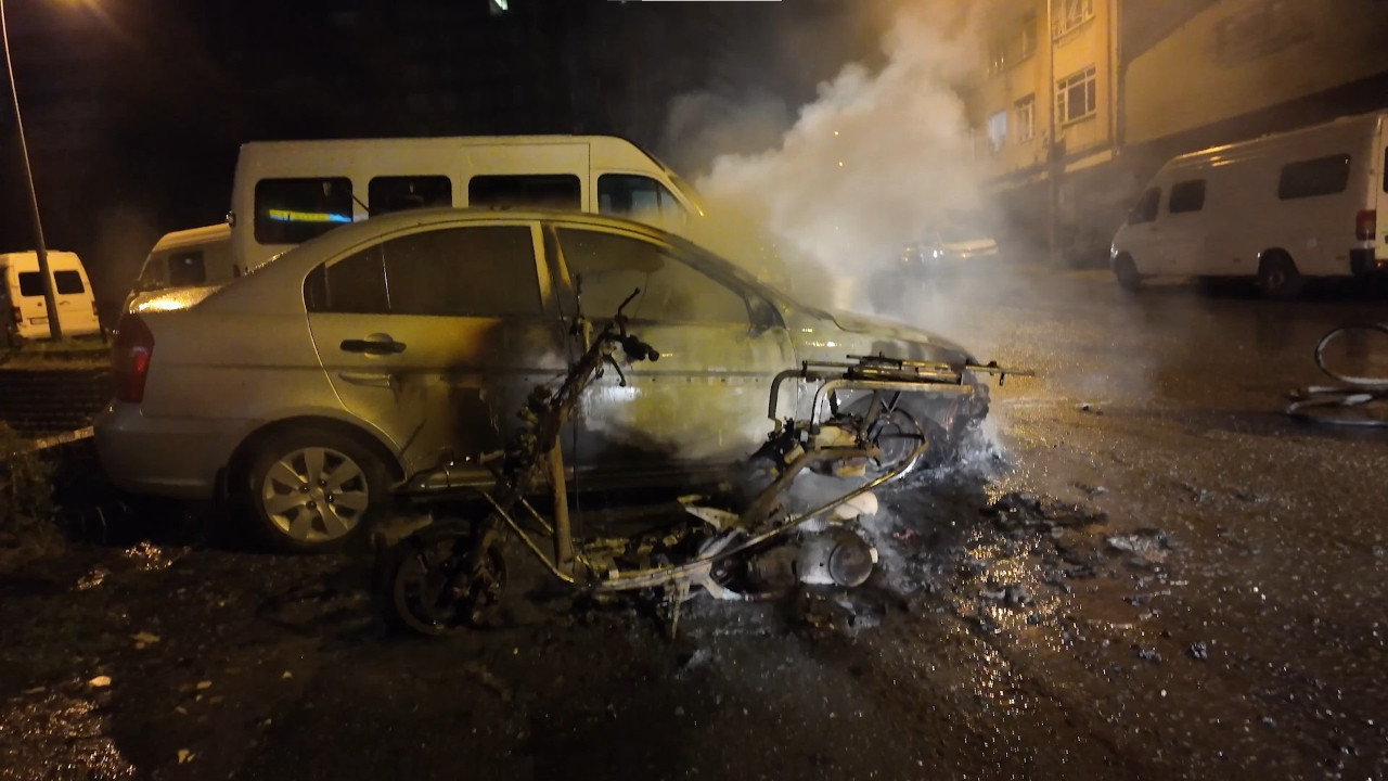 Kadıköy'de korkutan yangın