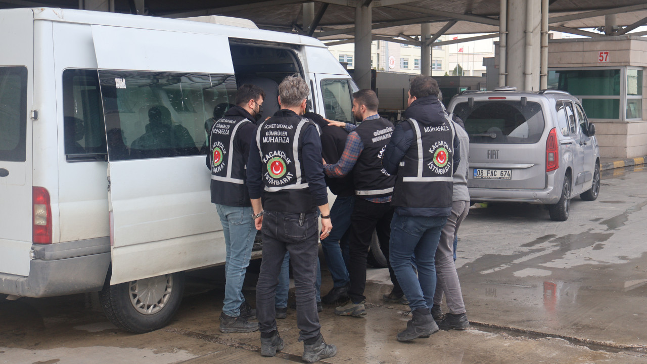 Kapıkule'de operasyon: 5 kişi yakalandı