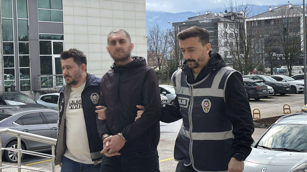 Önce kamyon çaldı, sonra sevgilisini soydu